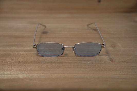 OCEAN EYES – Freschezza e stile senza tempo